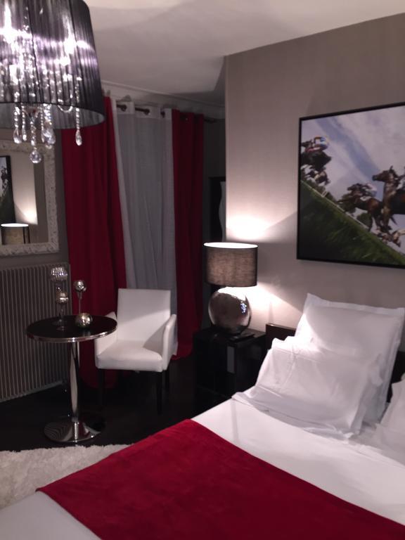 Hotel L'Avenue Chantilly Esterno foto