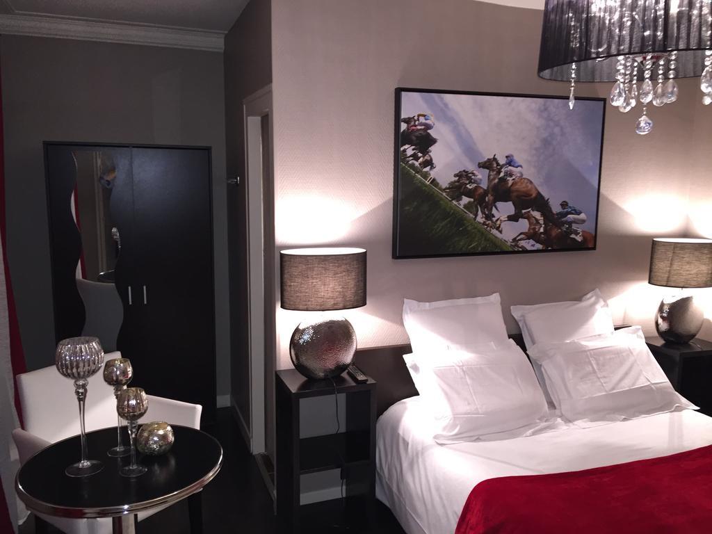 Hotel L'Avenue Chantilly Esterno foto